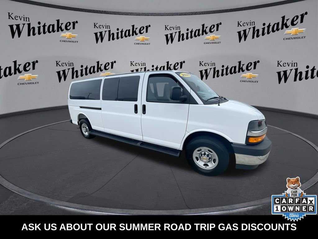 Used 2025 Chevrolet Express 3500 - photo 1