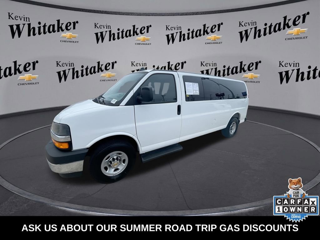 Used 2025 Chevrolet Express 3500 - photo 8