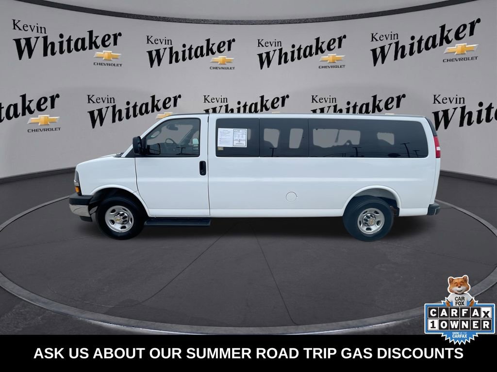 Used 2025 Chevrolet Express 3500 - photo 9