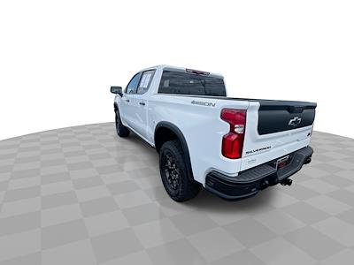 2024 Chevrolet Silverado 1500 Crew Cab 4WD Pickup for sale #251268A - photo 2