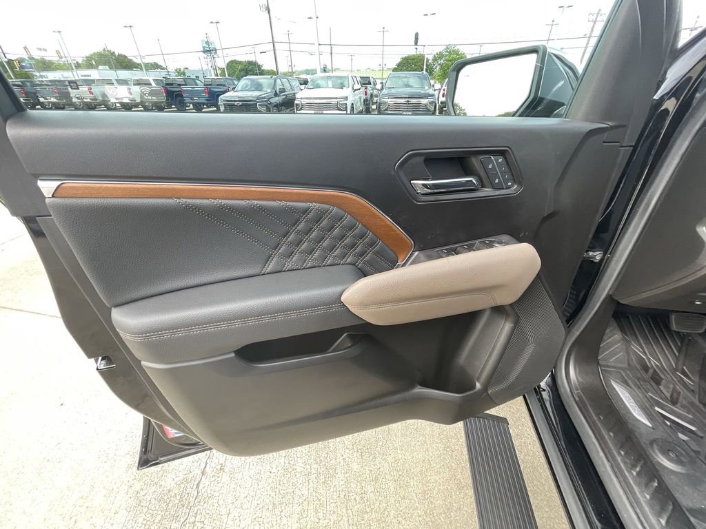 Used 2023 GMC Canyon - photo 22