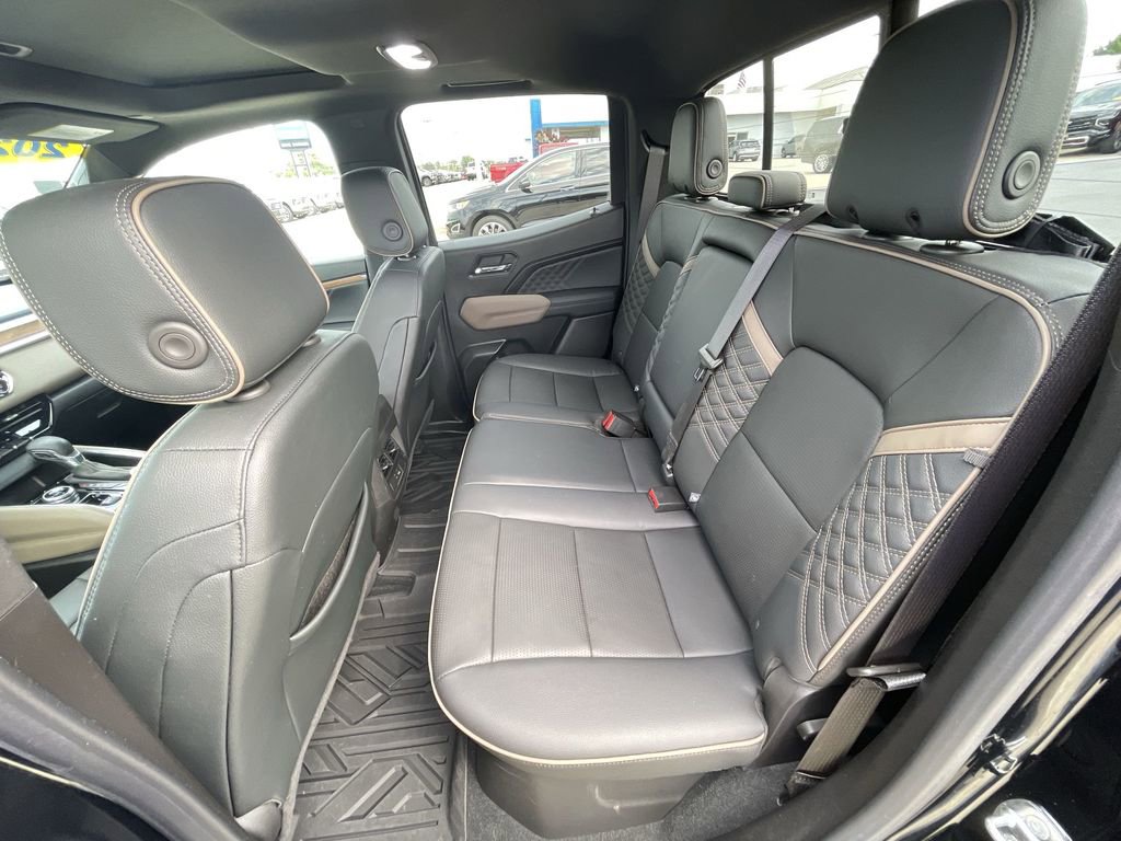 Used 2023 GMC Canyon - photo 25