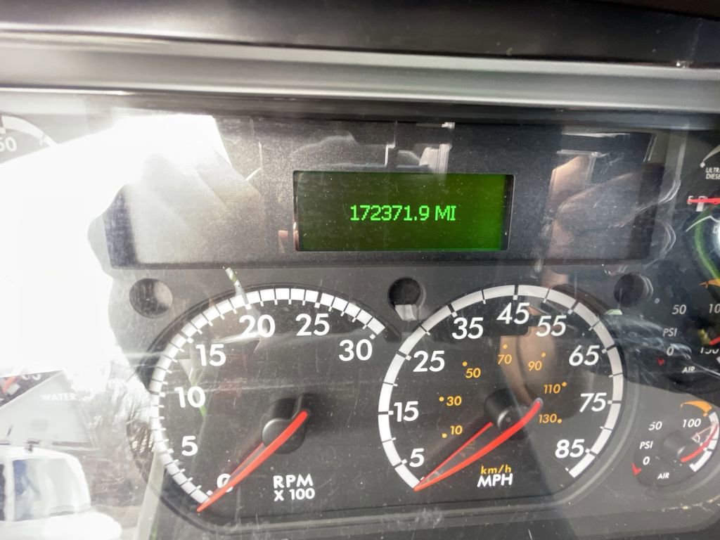 Used 2018 Freightliner M2 106 - photo 14