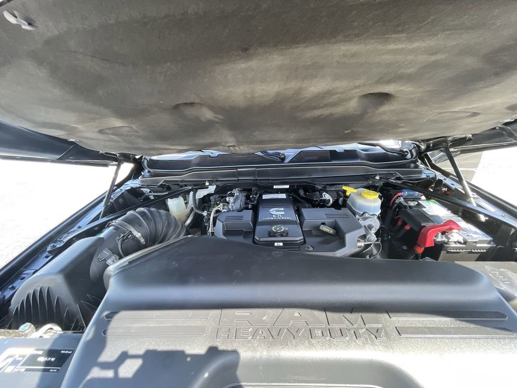 Used 2020 Ram 3500 - photo 31