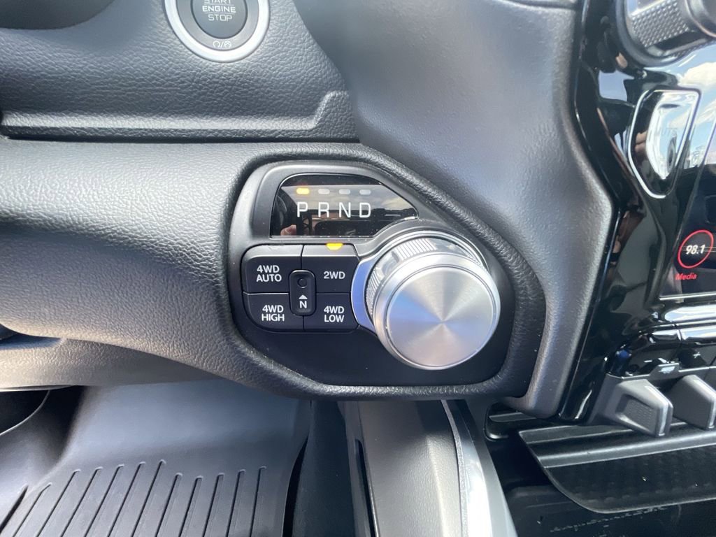 Used 2021 Ram 1500 - photo 12