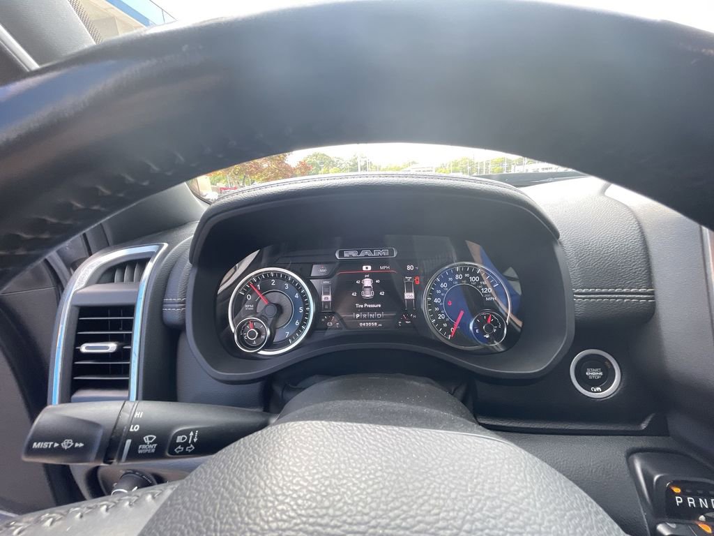Used 2021 Ram 1500 - photo 8