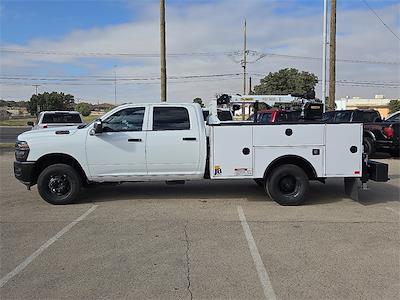 2026 Ram 3500 Crew Cab DRW 4WD Mechanics Body for sale #6502160 - photo 2