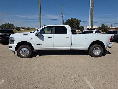 2026 Ram 3500 Crew Cab DRW 4x4 Pickup for sale #6652867 - photo 2