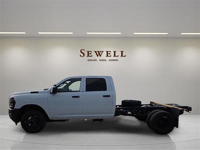 2026 Ram 3500 Crew Cab DRW 4WD Cab Chassis for sale #6660138 - photo 2