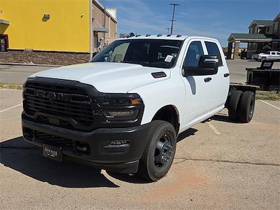 2026 Ram 3500 Crew Cab DRW 4x4 Cab Chassis for sale #6660140 - photo 1