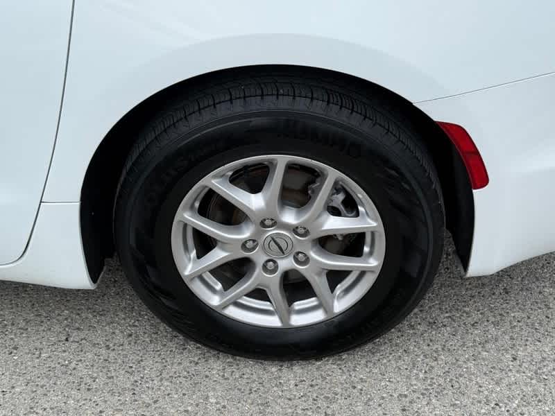 Used 2024 Chrysler Pacifica - photo 26