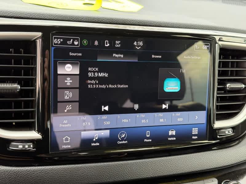 Used 2024 Chrysler Pacifica - photo 20
