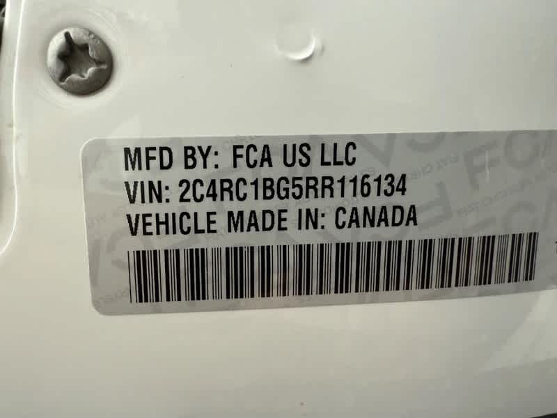 Used 2024 Chrysler Pacifica - photo 28