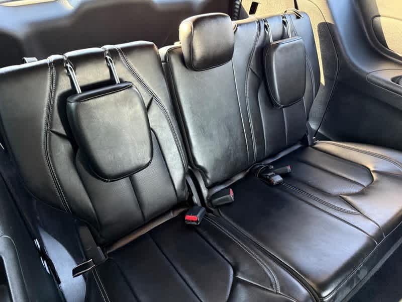 Used 2025 Chrysler Pacifica - photo 14