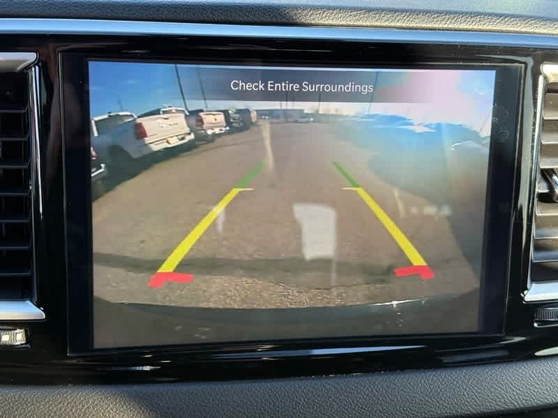 Used 2025 Chrysler Pacifica - photo 21