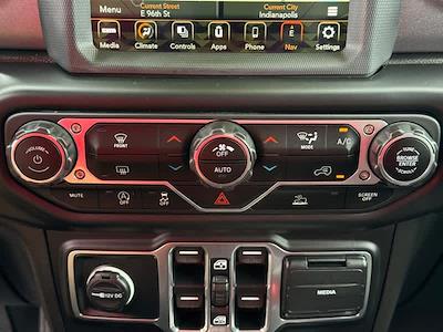 Used 2023 Jeep Gladiator - photo 1