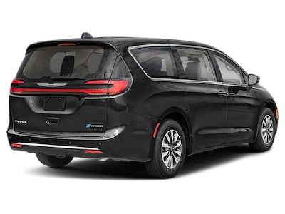 Used 2024 Chrysler Pacifica - photo 1