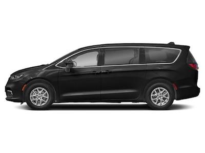 Used 2024 Chrysler Pacifica - photo 1