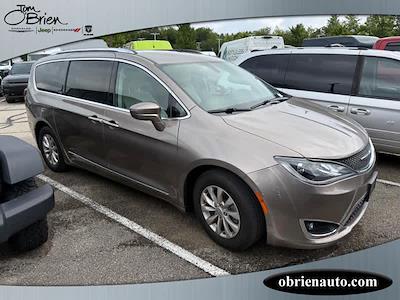 2018 Chrysler Pacifica FWD Minivan for sale #P1916 - photo 1