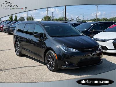 2018 Chrysler Pacifica FWD Minivan for sale #P1921 - photo 1