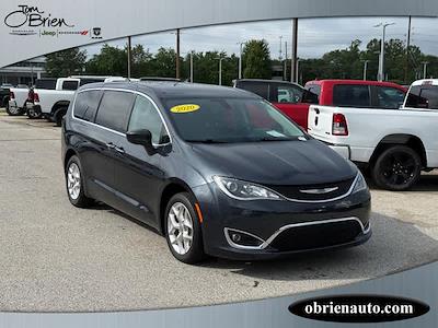2020 Chrysler Pacifica FWD Minivan for sale #YV0061 - photo 1
