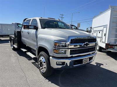 2023 Chevrolet Silverado 5500 Crew Cab DRW 4x2, Flatbed Truck for sale #F1406 - photo 1