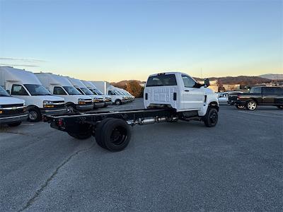New 2024 Chevrolet Silverado 5500 Regular Cab Cab Chassis for sale #F1869 - photo 2