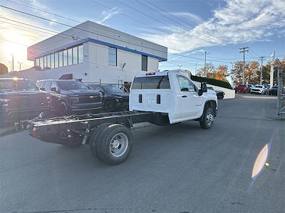 New 2026 Chevrolet Silverado 3500 Regular Cab Cab Chassis for sale #F2630 - photo 2
