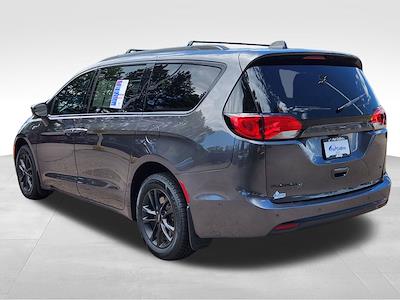 2020 Chrysler Pacifica AWD Minivan for sale #12920-1 - photo 2
