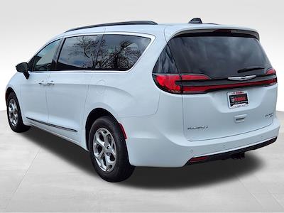 2023 Chrysler Pacifica AWD Minivan for sale #12932 - photo 2