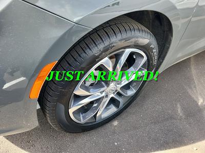 Used 2022 Chrysler Pacifica - photo 1