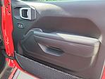 Used 2024 Jeep Gladiator Rubicon Crew Cab for sale #6638AV-1 - photo 17