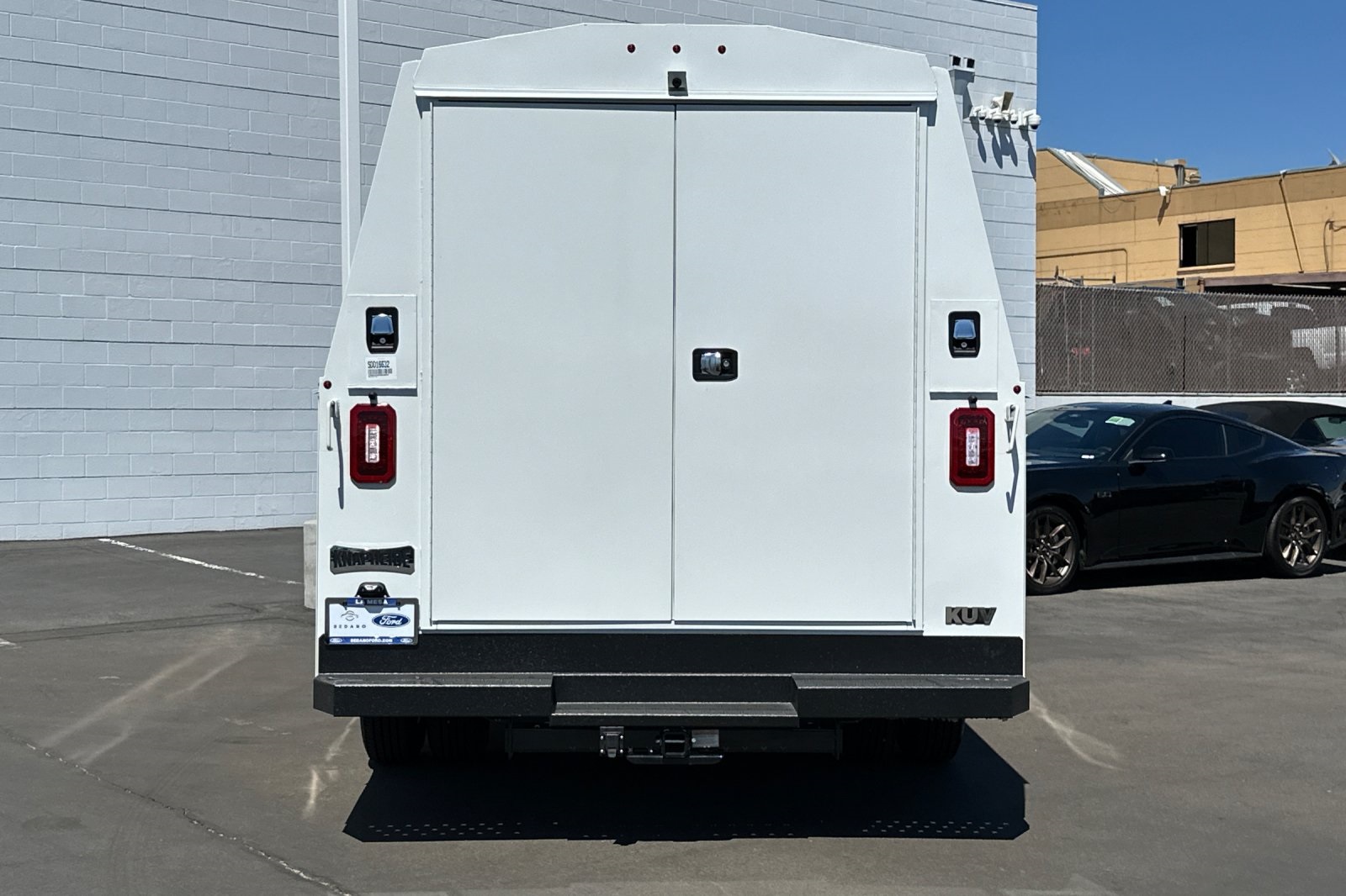 New 2025 Ford E-350 - photo 6