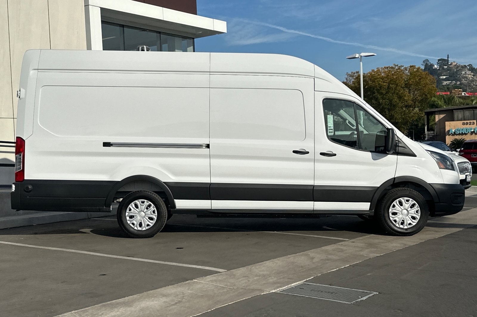New 2026 Ford E-Transit 350 - photo 5