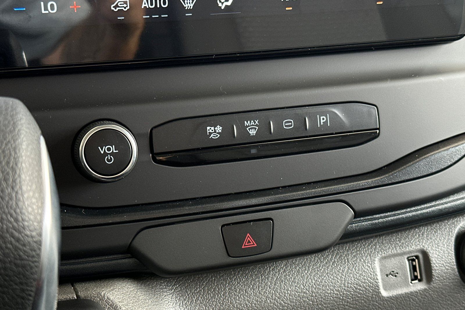 New 2026 Ford Transit 150 - photo 21