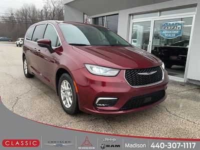 Used 2023 Chrysler Pacifica Touring L Minivan for sale #D1308 - photo 1