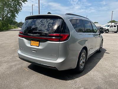 2023 Chrysler Pacifica FWD Minivan for sale #D1359 - photo 2