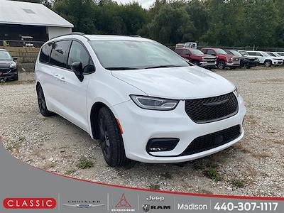 2025 Chrysler Pacifica FWD Minivan for sale #D1414 - photo 1