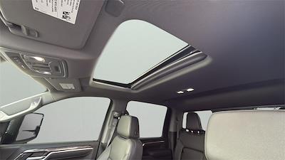 Used 2025 Chevrolet Silverado 2500 - photo 1