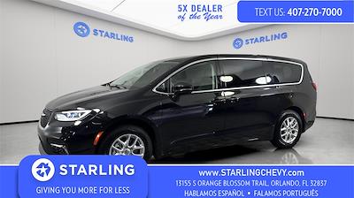 2024 Chrysler Pacifica FWD Minivan for sale #136698E - photo 1