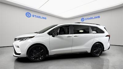 2024 Toyota Sienna FWD Minivan for sale #222380T - photo 2