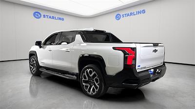 2025 Chevrolet Silverado EV Crew Cab AWD Pickup for sale #405442E - photo 2
