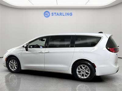 Used 2023 Chrysler Pacifica Touring L Minivan for sale #511145F - photo 2