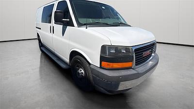 Used 2017 GMC Savana 2500 - photo 1