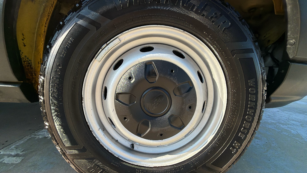 Used 2019 Ford Transit 250 - photo 38