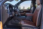 New 2025 GMC Sierra 2500 Denali Ultimate Crew Cab 4WD Pickup for sale #25502 - photo 7