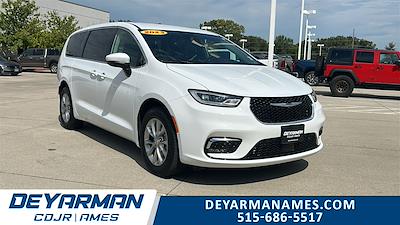 2023 Chrysler Pacifica AWD Minivan for sale #C1000A - photo 1