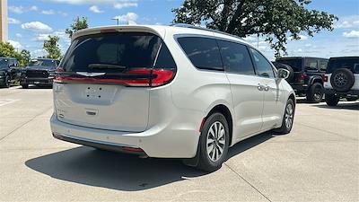 2021 Chrysler Pacifica FWD Minivan for sale #C1003A - photo 2