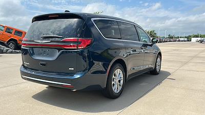 2025 Chrysler Pacifica AWD Minivan for sale #C955 - photo 2