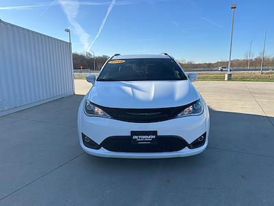 Used 2019 Chrysler Pacifica - photo 2